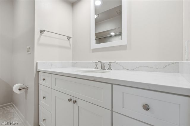 483 Concord Downs Lane, Aurora, OH 44202