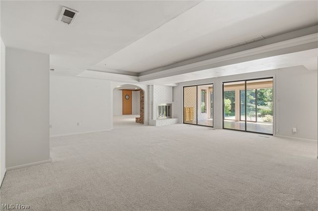 483 Concord Downs Lane, Aurora, OH 44202