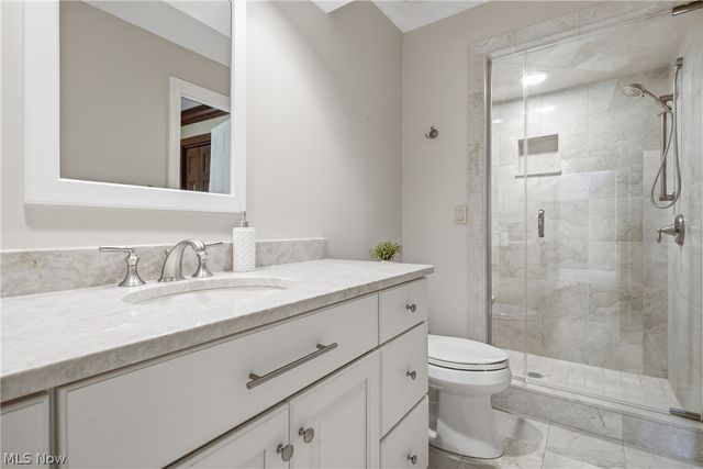 483 Concord Downs Lane, Aurora, OH 44202