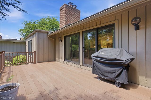 483 Concord Downs Lane, Aurora, OH 44202