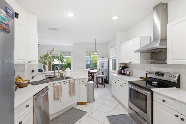 15125 SW 12th Terrace, Miami, FL 33194