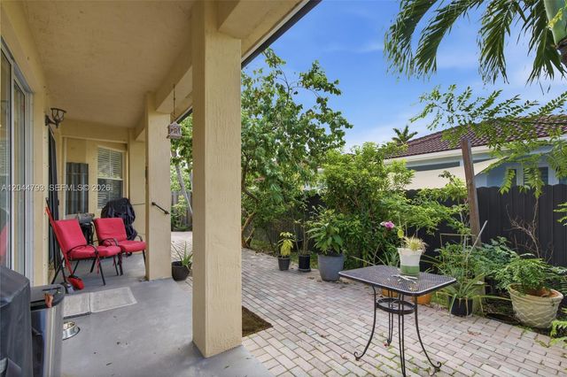 15125 SW 12th Terrace, Miami, FL 33194