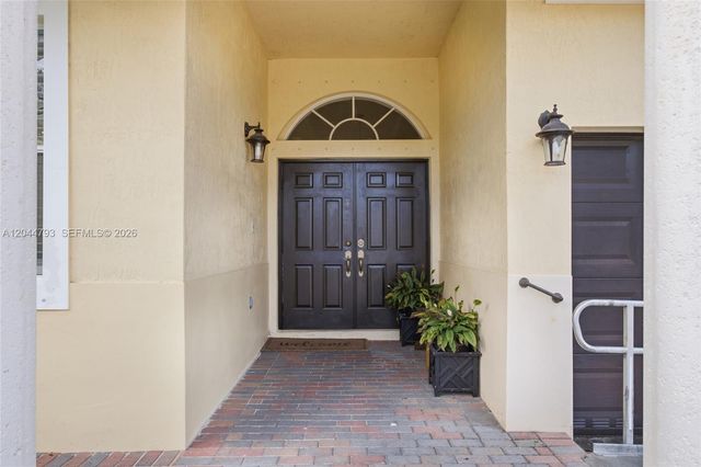 15125 SW 12th Terrace, Miami, FL 33194