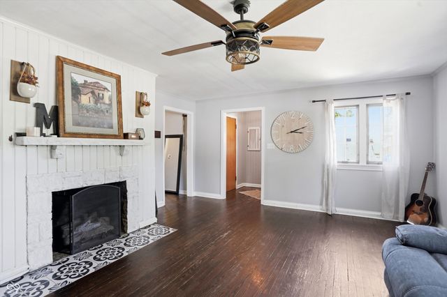 207 E Poplar Street, Danville, IN 46122