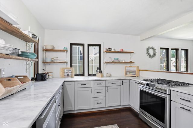 207 E Poplar Street, Danville, IN 46122