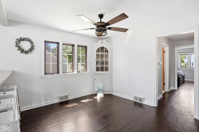 207 E Poplar Street, Danville, IN 46122