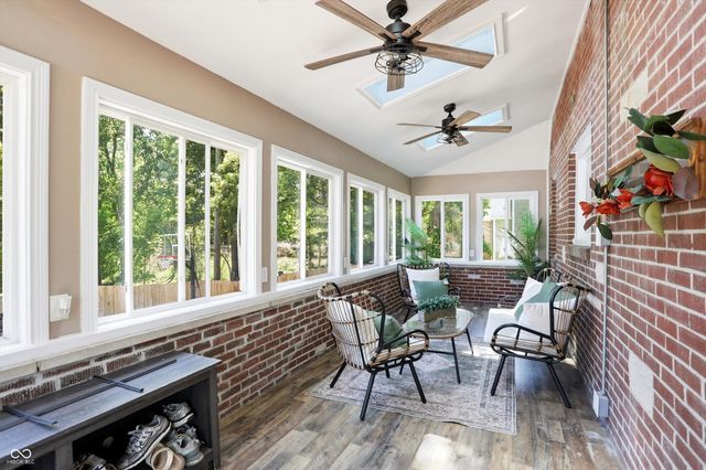 207 E Poplar Street, Danville, IN 46122