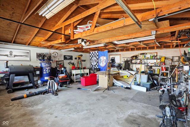 207 E Poplar Street, Danville, IN 46122