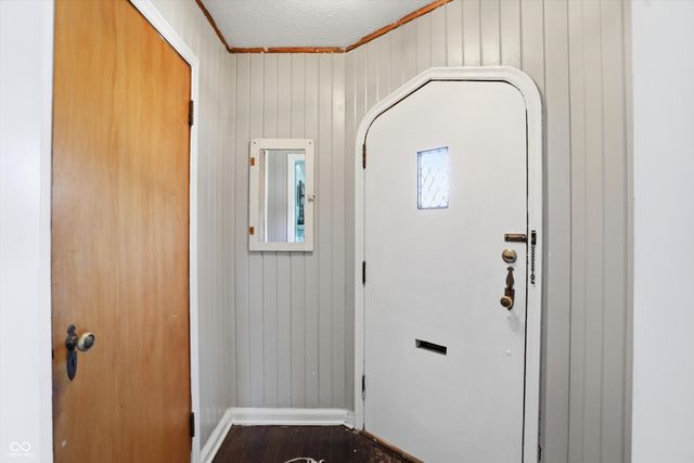 207 E Poplar Street, Danville, IN 46122