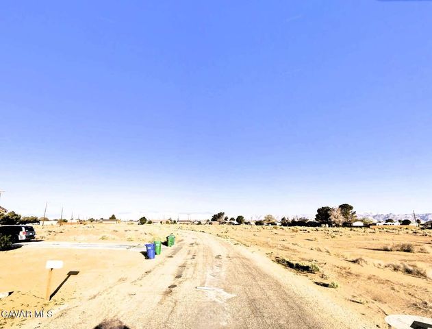 8553 Heather Avenue, California City, CA 93505