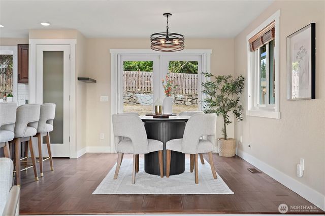 21331 9th Place W, Lynnwood, WA 98036