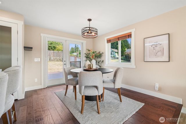 21331 9th Place W, Lynnwood, WA 98036