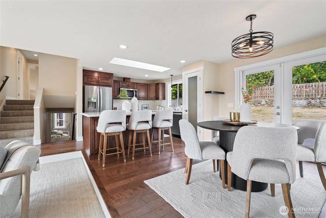21331 9th Place W, Lynnwood, WA 98036