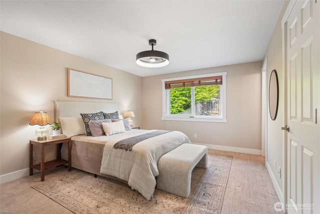 21331 9th Place W, Lynnwood, WA 98036