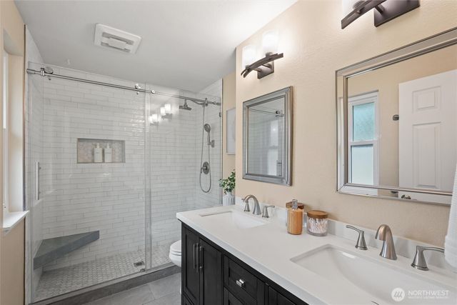 21331 9th Place W, Lynnwood, WA 98036
