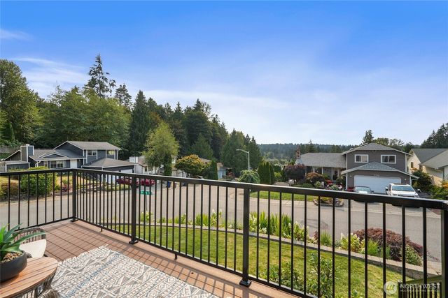 21331 9th Place W, Lynnwood, WA 98036