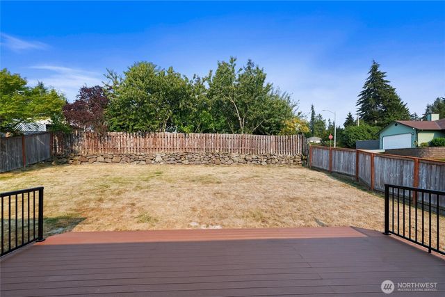21331 9th Place W, Lynnwood, WA 98036