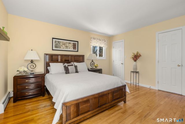 27 Fairweather Drive, Norwalk, CT 06851