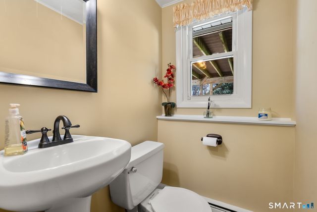 27 Fairweather Drive, Norwalk, CT 06851