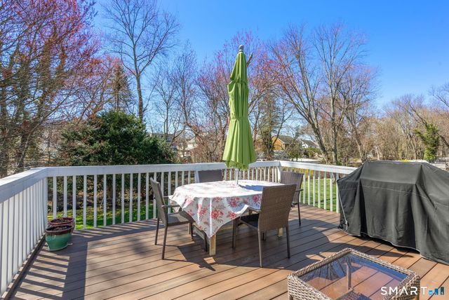 27 Fairweather Drive, Norwalk, CT 06851