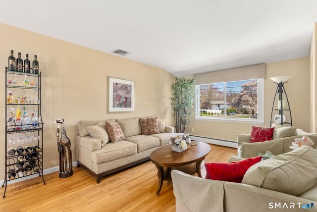 27 Fairweather Drive, Norwalk, CT 06851