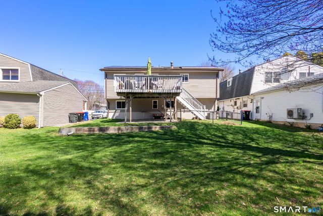 27 Fairweather Drive, Norwalk, CT 06851