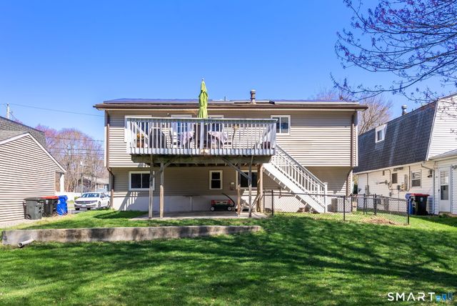 27 Fairweather Drive, Norwalk, CT 06851