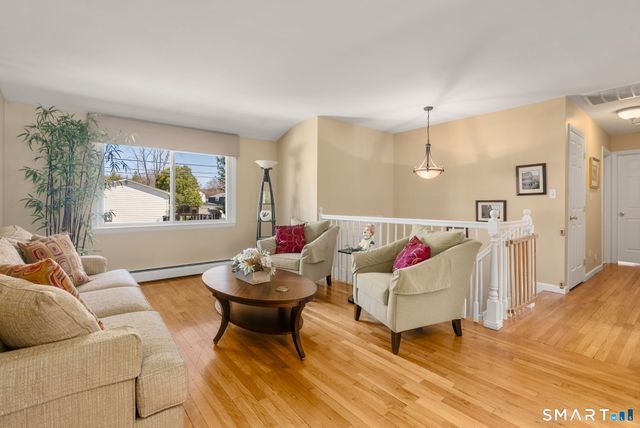 27 Fairweather Drive, Norwalk, CT 06851