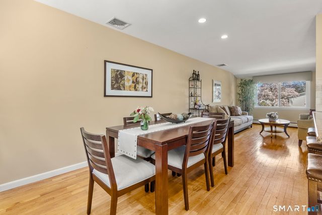 27 Fairweather Drive, Norwalk, CT 06851