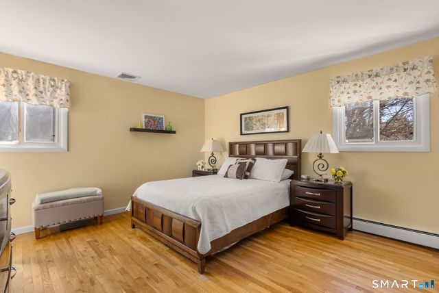 27 Fairweather Drive, Norwalk, CT 06851