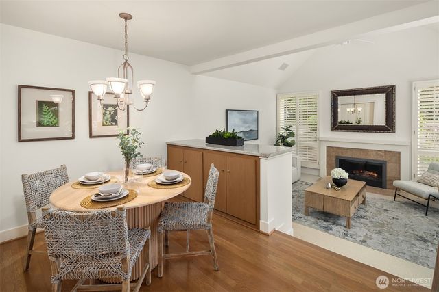 1716 Bellevue Way NE, Bellevue, WA 98004