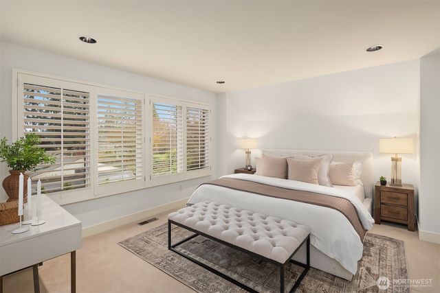 1716 Bellevue Way NE, Bellevue, WA 98004