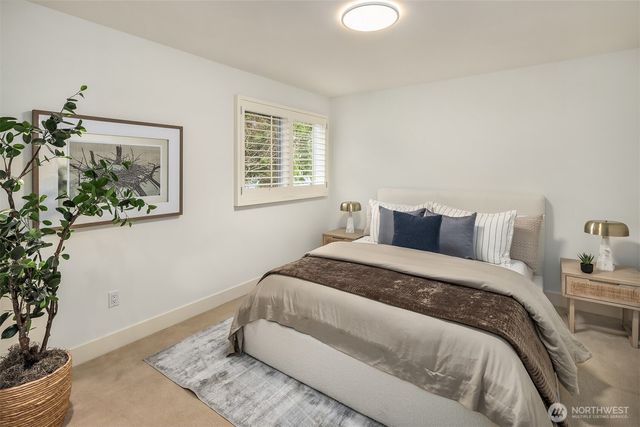 1716 Bellevue Way NE, Bellevue, WA 98004