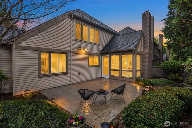 1716 Bellevue Way NE, Bellevue, WA 98004