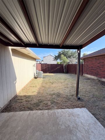 1633 San Francisco Street, Carrollton, TX 75007
