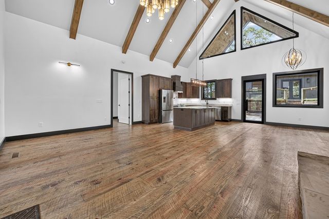93 Silver Oaks Court, Blue Ridge, GA 30513