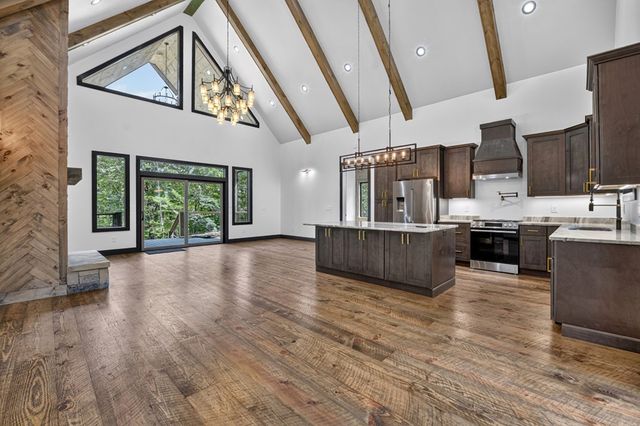 93 Silver Oaks Court, Blue Ridge, GA 30513