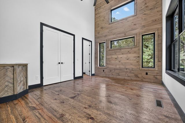 93 Silver Oaks Court, Blue Ridge, GA 30513