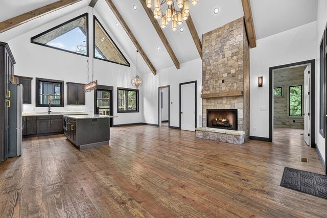 93 Silver Oaks Court, Blue Ridge, GA 30513