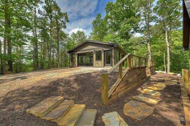 93 Silver Oaks Court, Blue Ridge, GA 30513