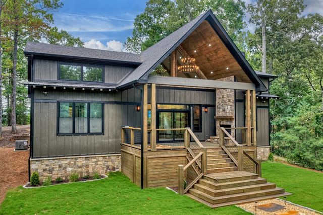 93 Silver Oaks Court, Blue Ridge, GA 30513
