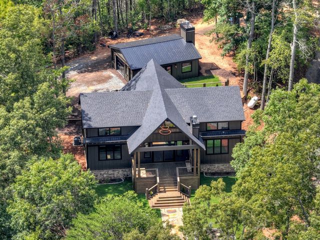 93 Silver Oaks Court, Blue Ridge, GA 30513