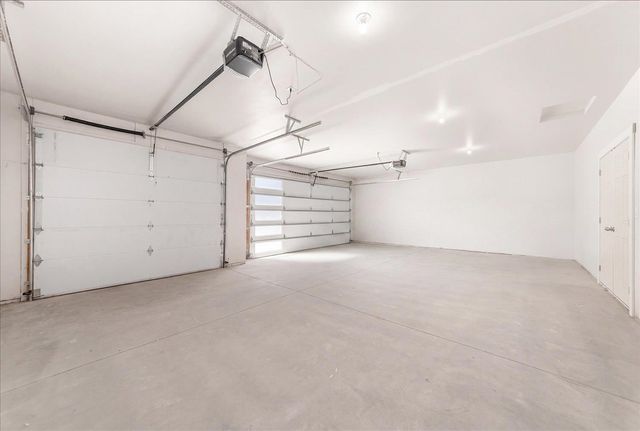 3405 E Yearling Rd, Chattaroy, WA 99003