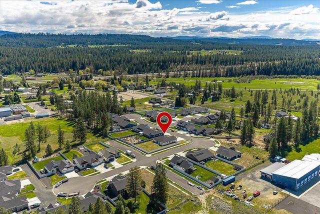 3405 E Yearling Rd, Chattaroy, WA 99003