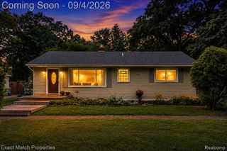 2466 Richwood Road, Auburn Hills, MI 48326