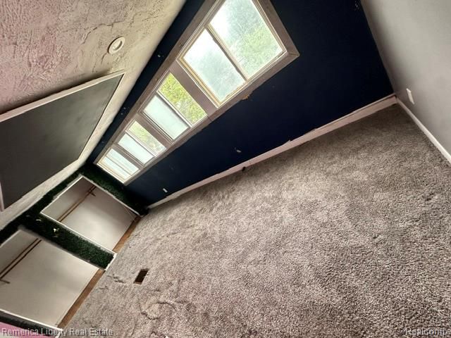 20656 McCormick Street, Detroit, MI 48224
