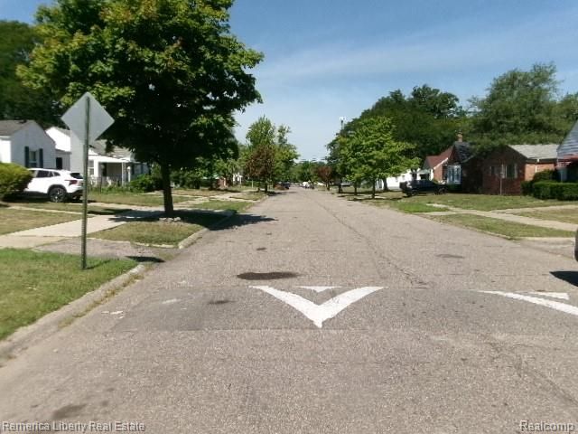 20656 McCormick Street, Detroit, MI 48224