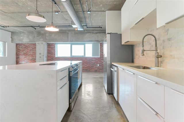 2000 Bagby Street 2401, Houston, TX 77002