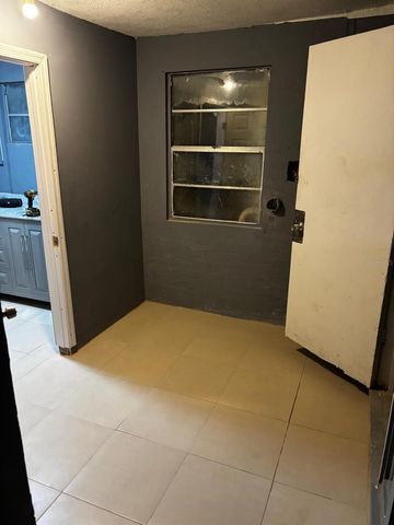 1112 W 12TH STREET, Lakeland, FL 33805