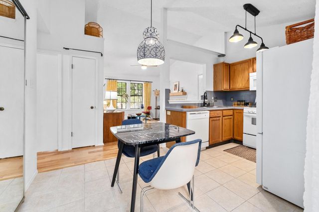 11901 Swearingen DR 43-I, Austin, TX 78758
